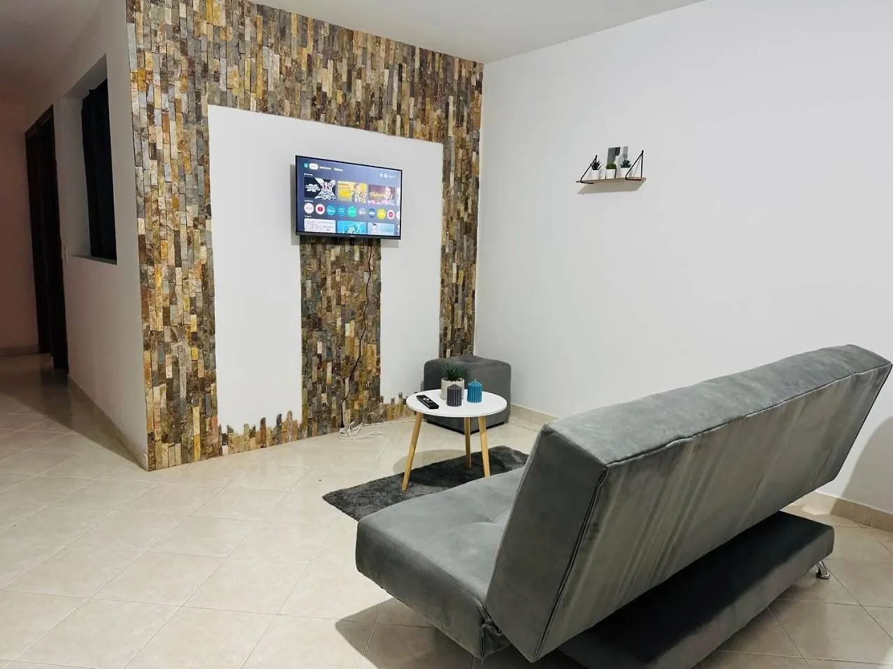 Apartamento Completo 3 Habitaciones Laureles-Estadio Hasta 6 Personas 메딜린 0*,