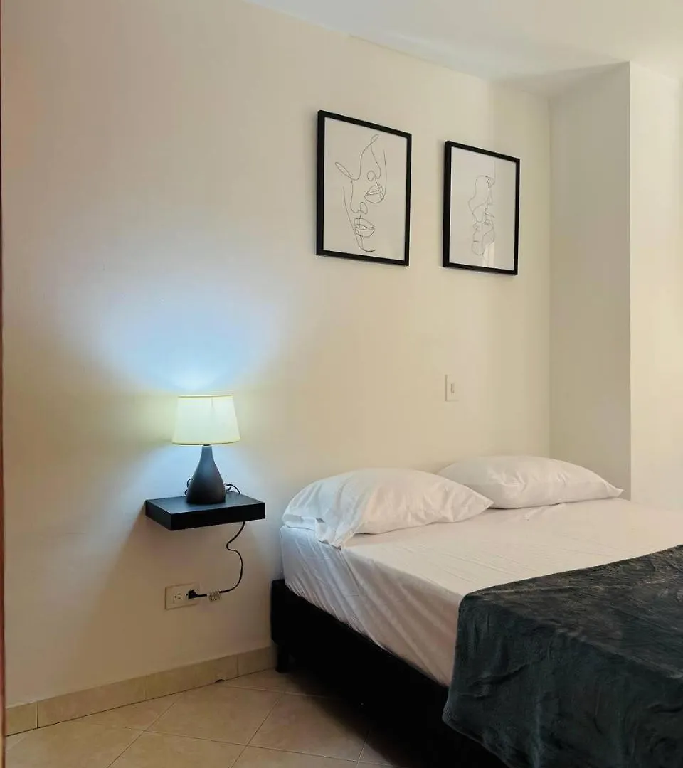 Apartamento Completo 3 Habitaciones Laureles-Estadio Hasta 6 Personas Medellín