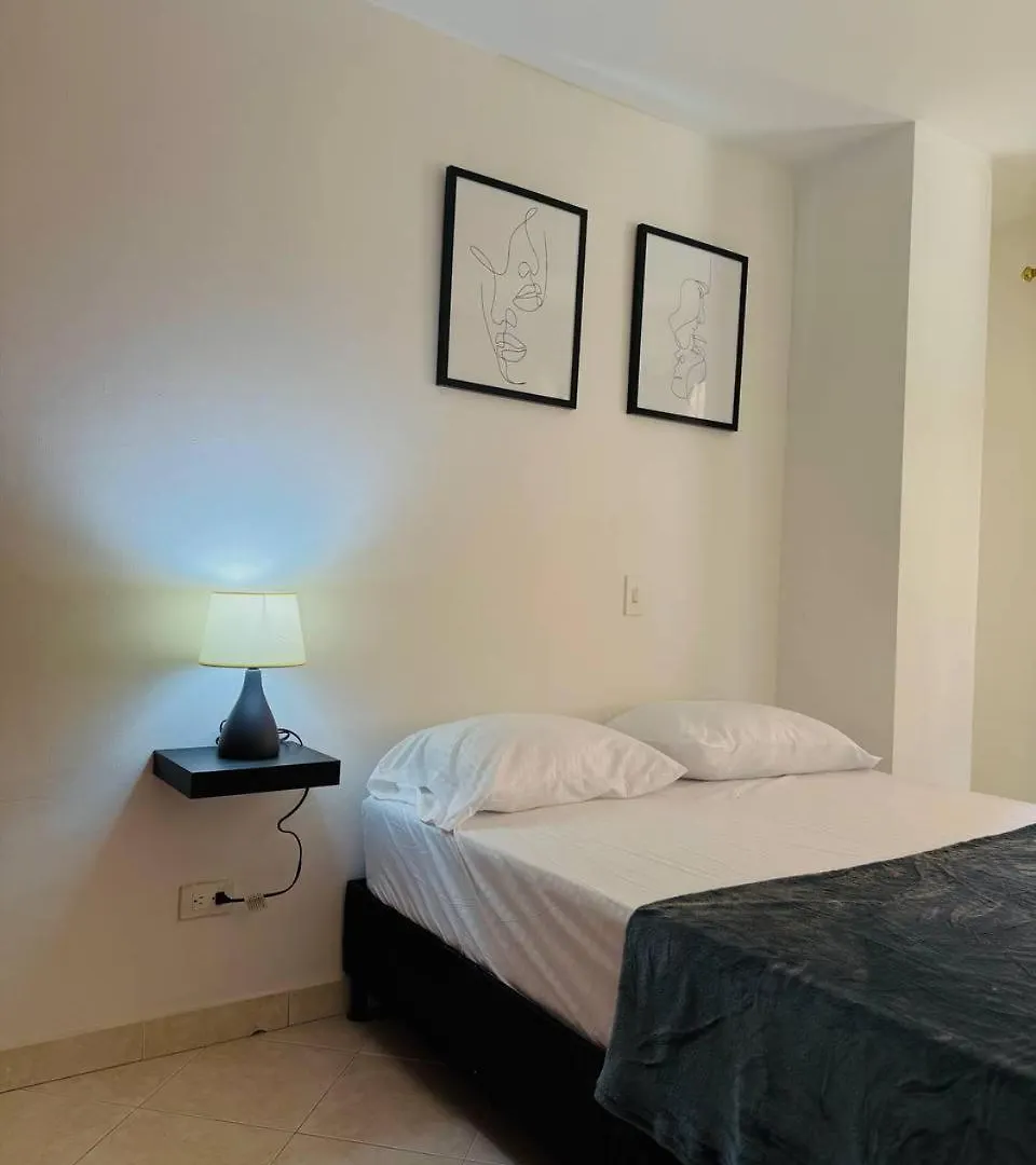 Apartamento Completo 3 Habitaciones Laureles-Estadio Hasta 6 Personas Medellín Kolumbie