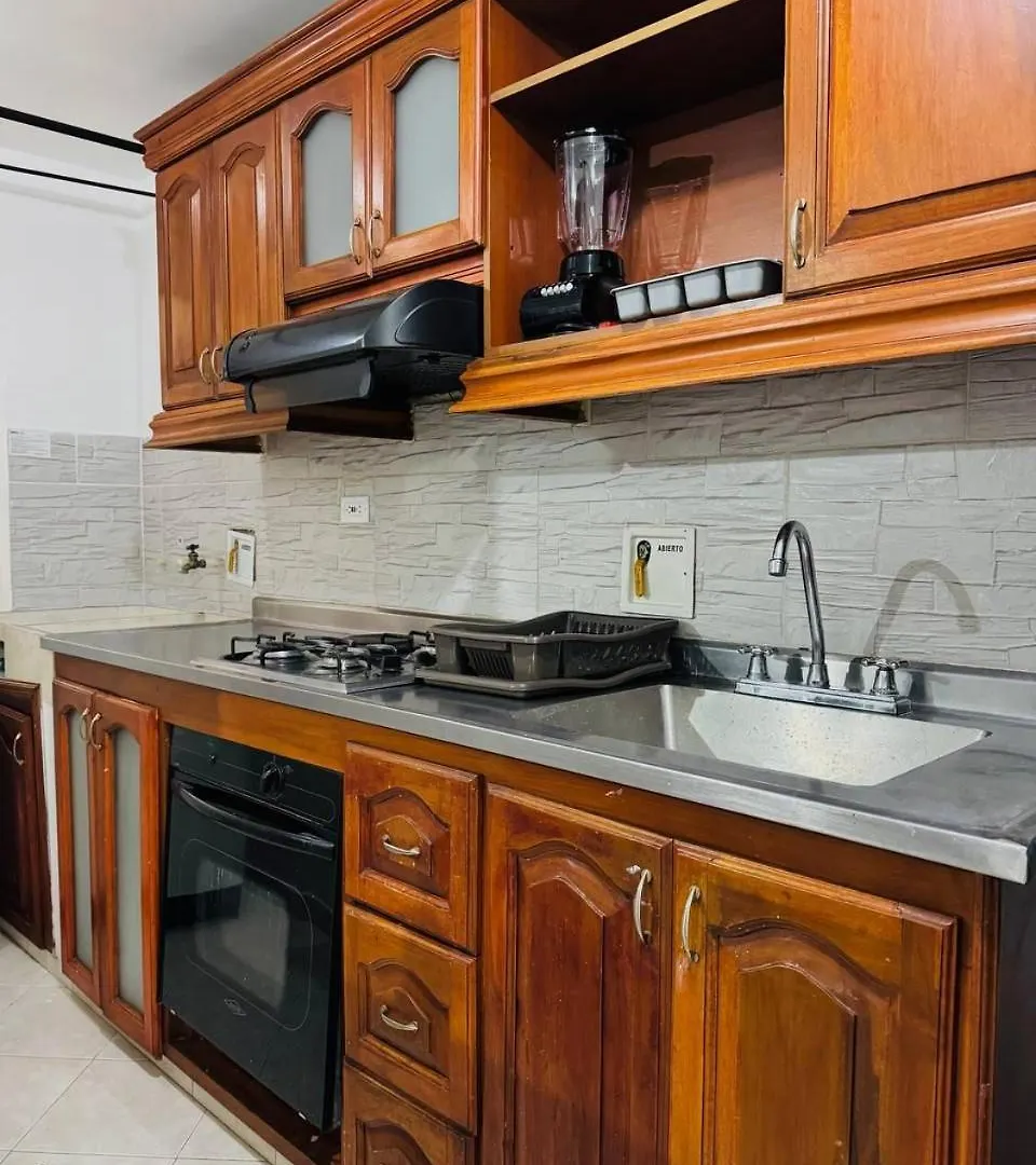Apartamento Completo 3 Habitaciones Laureles-Estadio Hasta 6 Personas 麦德林